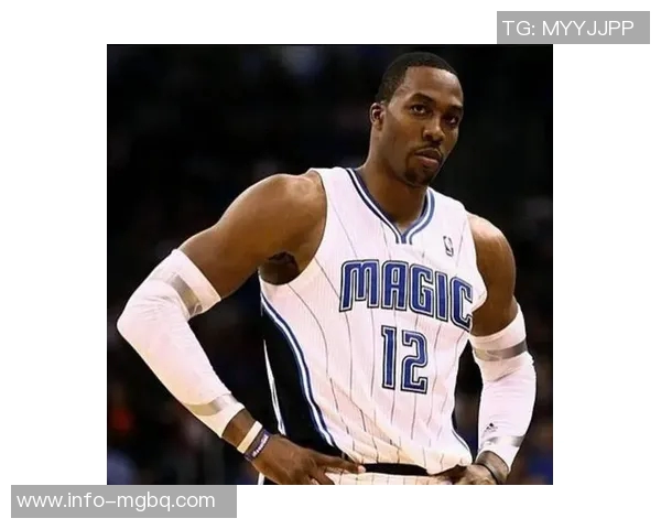 霍华德谈科比与詹姆斯性格差异：独行侠与社交王的鲜明对比