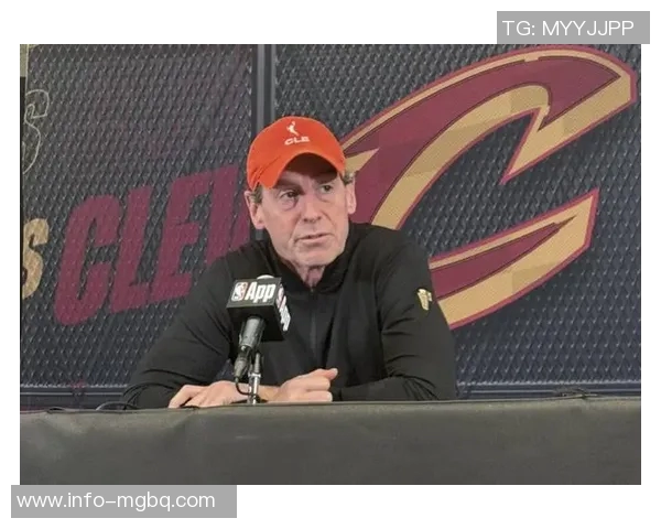 阿特金森解析哈登信任队友关键时刻做出明智决策 阿特金森解析哈登信任队友关键时刻做出明智决策